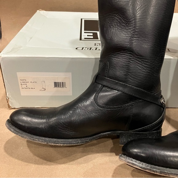 The Frye Company 76976 Black Leather Riding Harness Tall Boots Lindsay Plate 7 - Picture 13 of 16
